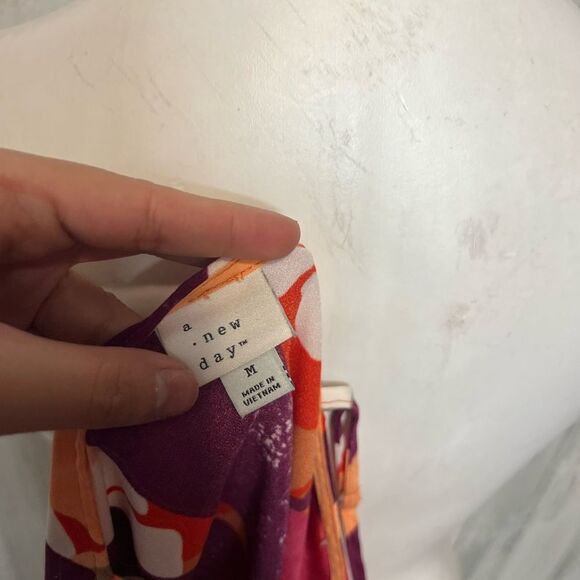 A New Day Women’s Abstract Leaf Print Cami Tank Top Size M - Picture 4 of 4